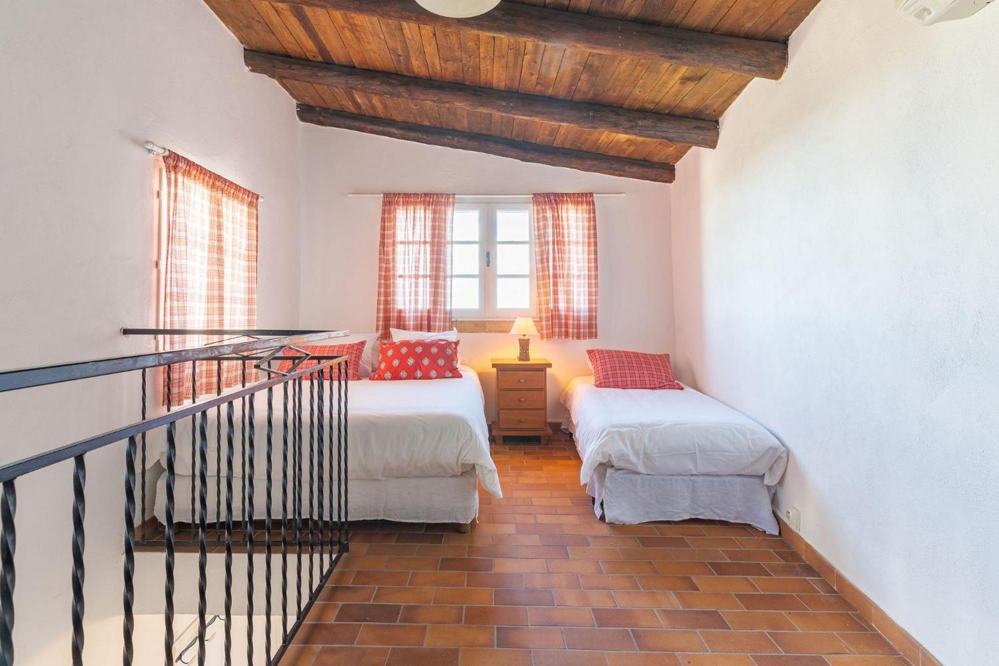Les Calades Villa Ledenon Exterior photo